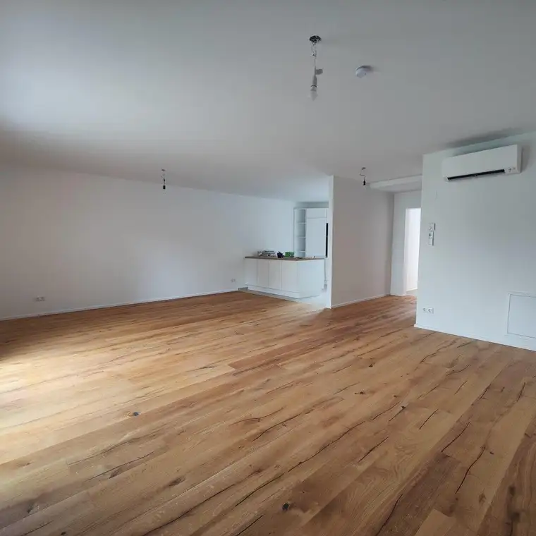 Neues Einfamilienhaus mit Garten in zentraler Lage von Bisamberg