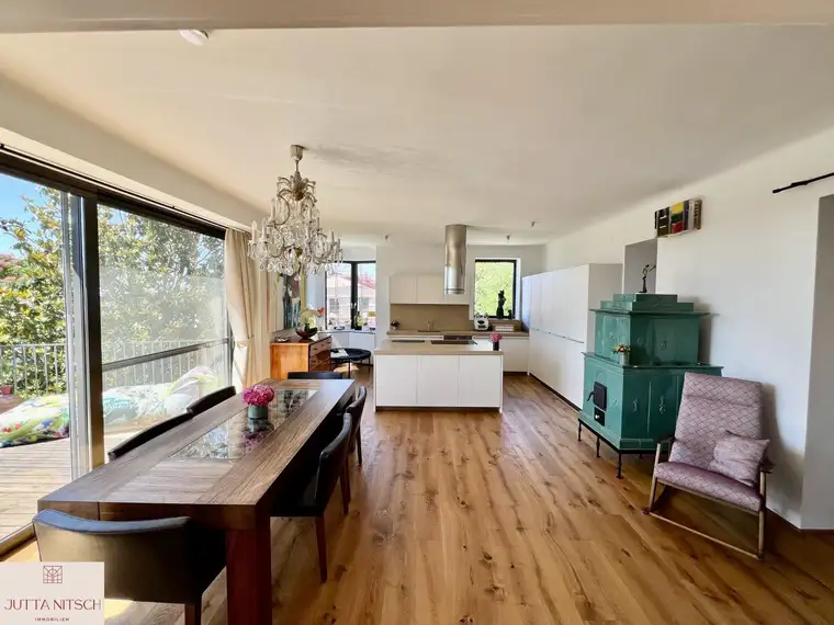 Exquisites Terrassenhaus mit max. 3 Wohneinheiten in Eisenstadt, separates Baugrundstück – Ihr neues Zuhause mit Traumgarten, Naturpool und Weitblick!