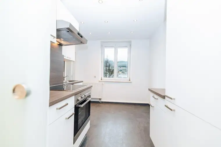 1. MONAT MIETFREI I AB SOFORT VERFÜGBAR I ZENTRALE LAGE I BALKON I TOP AUFTEILUNG I CARPORT I DUSCHE I PROJEKT WOHNEN