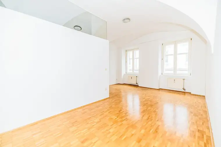 *AB 01.07.* I XL-TERRASSE I TOP-KÜCHE I SEHR HELL &amp; RUHIG I BADEWANNE I WG TAUGLICH I MODERN SANIERT I LICHTDURCHFLUTET I SEHR ZENTRALE LAGE AM STADTPARK I
