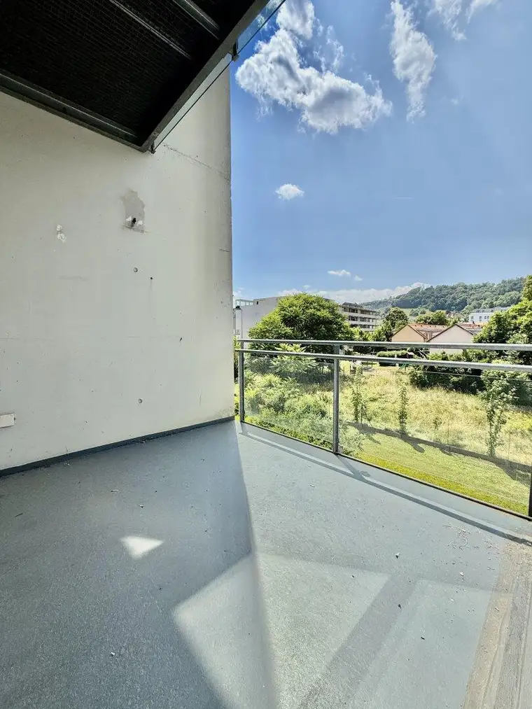 MAISONETTE I TIEFGARAGE I TERRASSE &amp; BALKON I BADEWANNE I SEHR MODERN I TOP GRUNDRISS I SEHR RUHIG I HELL I PROJEKT WOHNEN I