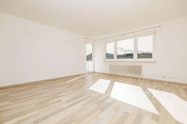 TRAUMHAFTER AUSBLICK I 2x LOGGIEN I PROVISIONSFREI I 5 ZIMMER I FAMILIENWOHNUNG I LIFT I SEPARATE KÜCHE I LEOBEN I AB SOFORT I PROJEKT WOHNEN I