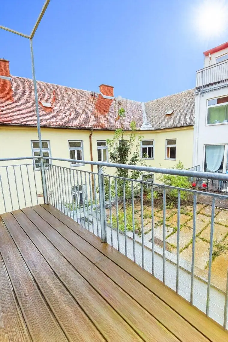 Sabina Maitz., Projekt Wohnen Gruppe GmbH