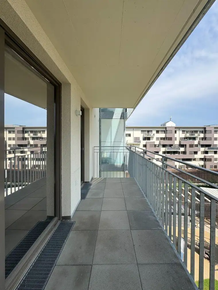 BARRIEREFREI I SÜD LOGGIA I SPITZENLAGE IN EGGENBERG I 5. STOCK I MODERNE KÜCHE I PROJEKT WOHNEN