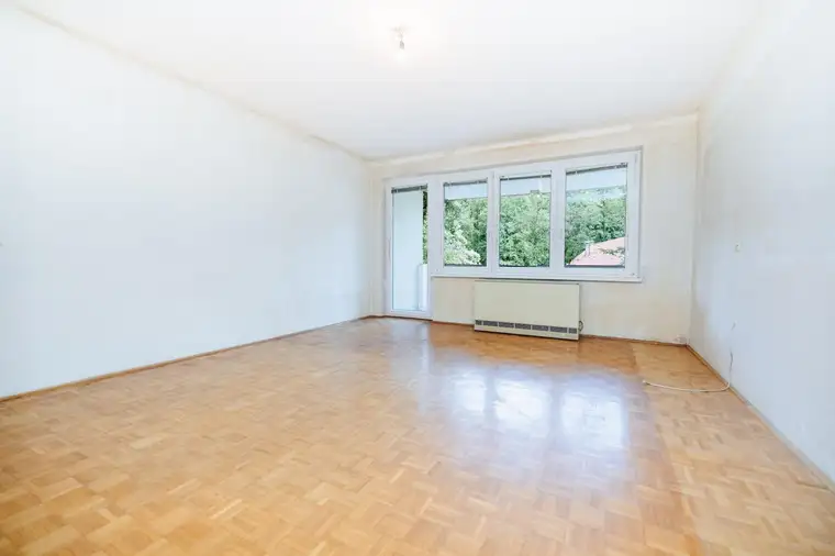 LOGGIA I HELLE RÄUME I LICHTDURCHFLUTET I TIEFGARAGEN STELLPLATZ I 3 ZIMMER I RUHELAGE I PROJEKT WOHNEN
