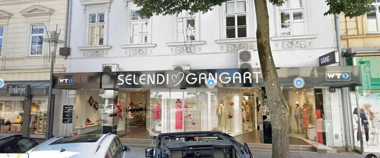Kleines Geschäftslokal in der Welser Ringstraße mit großer Auslangenfläche direkt an der Ringstraße - bei Bedarf erweiterbar!