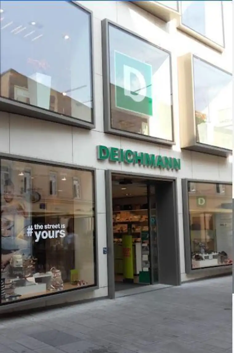 Modern &amp; Top Antritt - mitten in der Welser Fußgängerzone "Bäckergasse" - aktuell letzter verfügbarer Leerstand FUZO Bäckergasse!