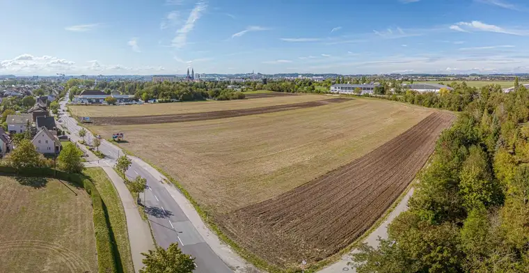 Ihr neues Headquarter in Bahnhofsnähe - Top Betriebsbau- und Gewerbegrundstück in Wels mit perfekter überregionaler Anbindung !