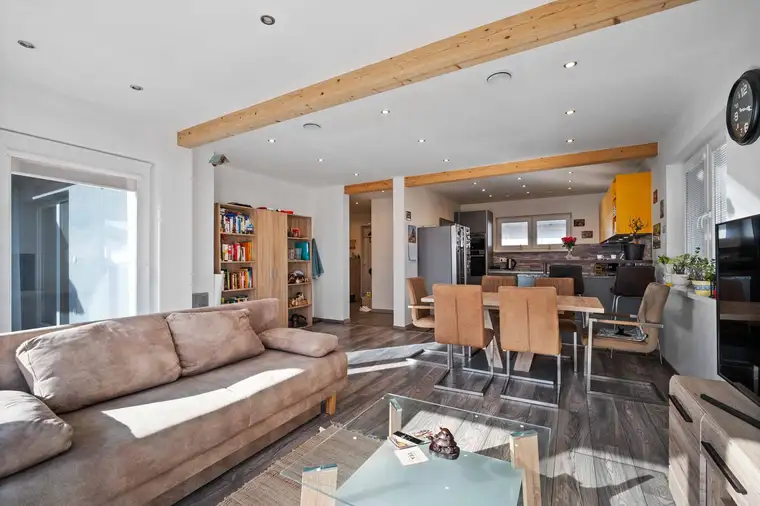 NEUBAU: 4 Zimmer Niedrigenergie -Fertigteilhaus mit Garage in Potzneusiedl
