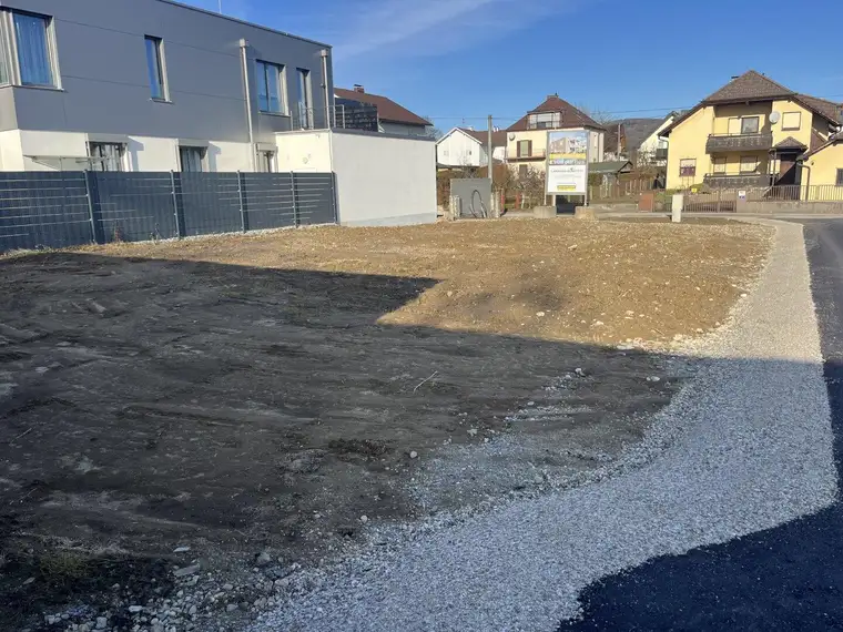 Unbebautes Grundstückerl in KG Leonding Bestlage zu verkaufen!