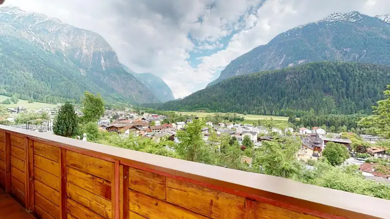 Erdgeschosswohnung mit traumhafter Aussicht auf die Ötztaler Alpen zu verkaufen!