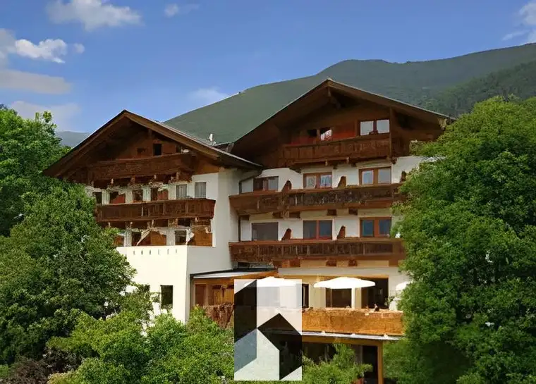 Sehr gut geführtes 4-Sterne Hotel mit hohem Entwicklungspotential zu verkaufen!