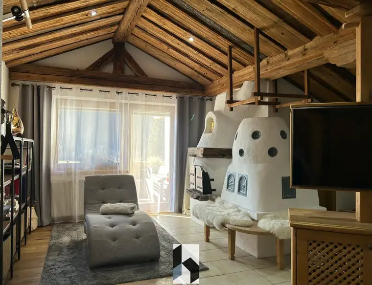 Sonnige Dachgeschosswohnung mit Tiroler Charme &amp; großem Balkon – Wohnen im Herzen der Ötztaler Alpen!