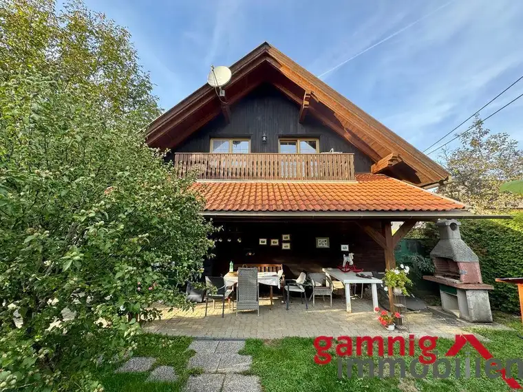 Geräumige Zweizimmerwohnung mit Hauscharakter und Gartenbenützung in Unterferlach