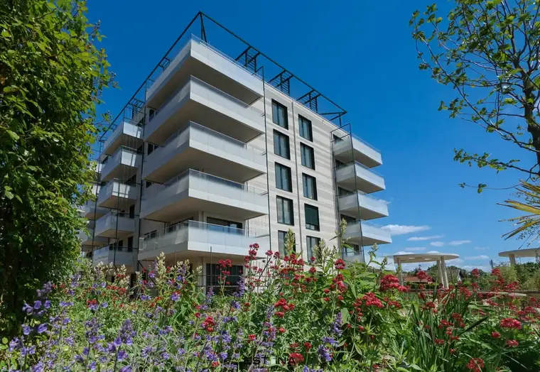 Exklusives Wohnen und Arbeiten mit Blick zum Schneeberg - Nähe FH Campus Wien