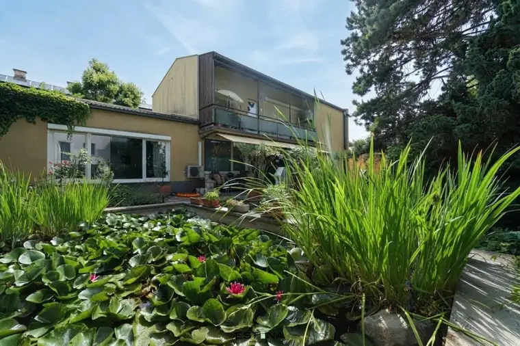 60er-Jahre-Charme mit Gartenidylle – Ihr persönlicher Wohntraum im Zentrum von Stockerau