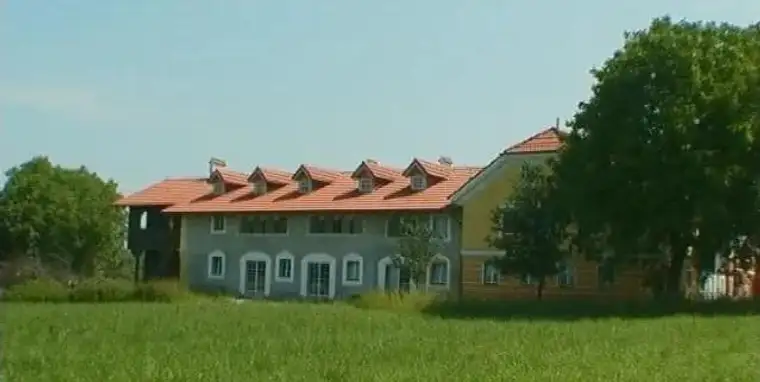 4 Zimmer Wohnung im 1.Stock, 142 m²