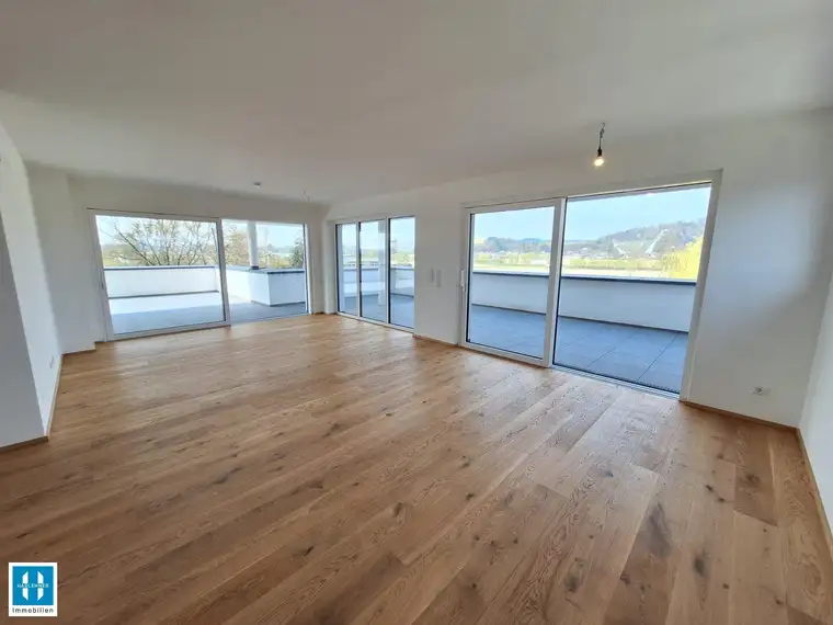 Weitblick inklusive – moderne 132,23m² Dachgeschosswohnung mit Flair zu vermieten - Top C18