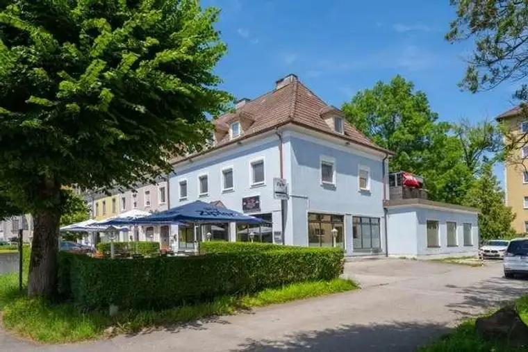 Anlageobjekt in ausgezeichneter Lage: Voll vermietetes Mehrfamilienhaus mit Restaurant