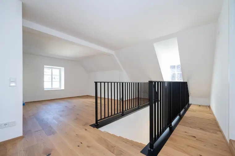 Stilvolle Maisonette mit 2 Terrassen im Wehrgraben – Erstbezug nach Generalsanierung/provisionsfrei