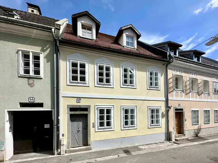 Seltene Gelegenheit: Altstadthaus mit Charme, Garten &amp; Steuervorteilen