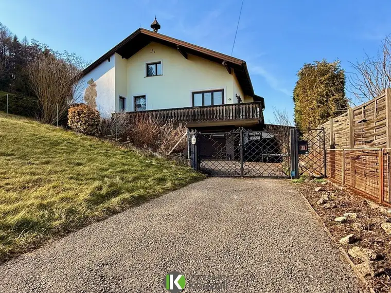 Gepflegtes Wohnhaus in Aussichtslage nahe Bahnhof!