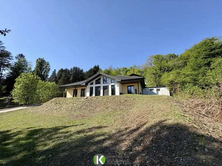 Traumvilla in Aussichtslage!