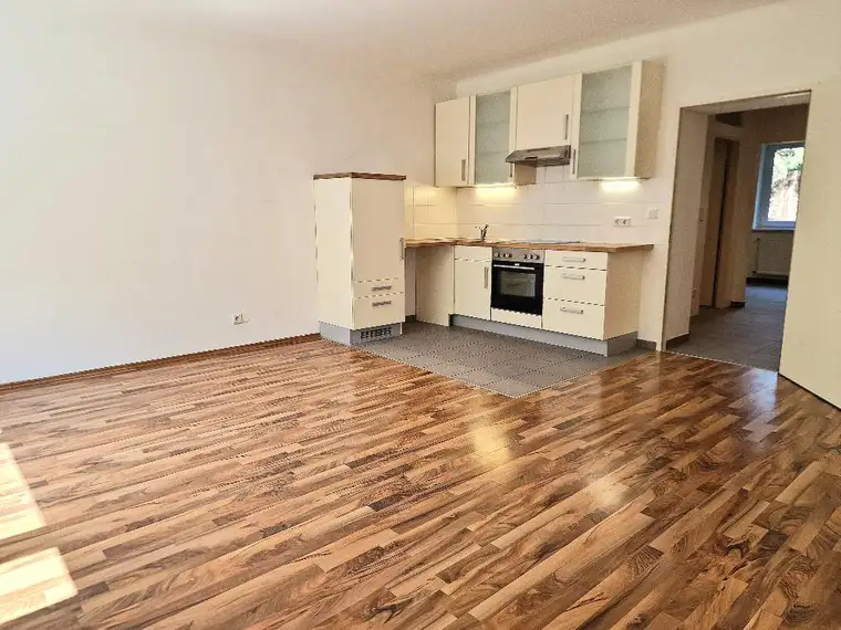 WUNDERBARE 2-Zimmer-Wohnung; beste WOHNQUALITÄT für RUHESUCHENDE in gediegener Umgebung!