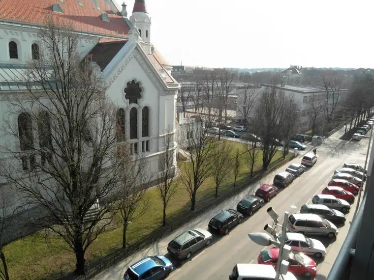 Ohne Provision* Helle möblierte 3-Zimmer-Neuebauwohnung mit Balkon und Gartenmietbenutzung* WG Möglich