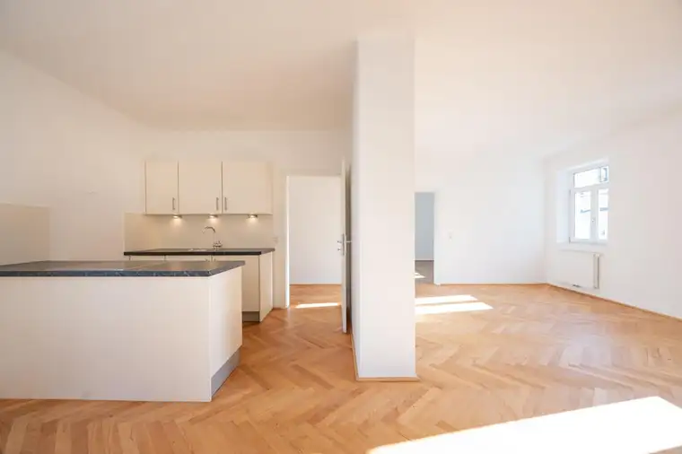 4-Zimmer-Wohnung im Zentrum!