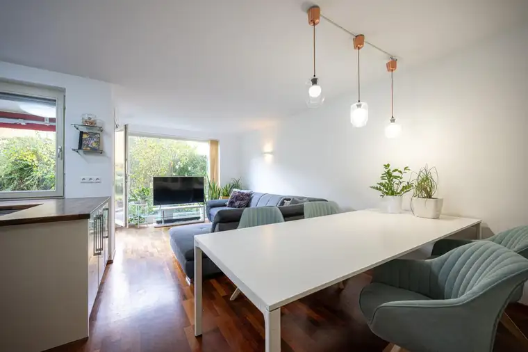 Familienwohnung mit Garten