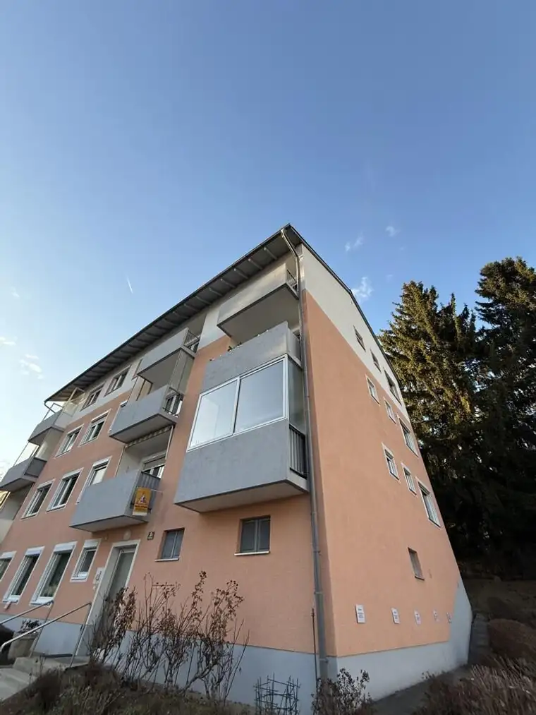 Fohnsdorf: 2-Zimmer-Wohnung mit Balkon, Fussbodenheizung
