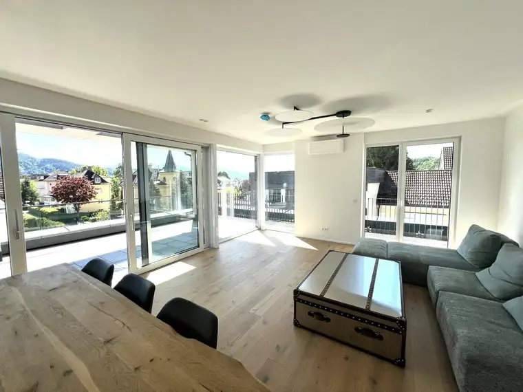 Exklusive Penthouse-Terrassenwohnung - Pörtschach Zentrum - inkl. 2 Tiefgaragenplätzen, Seezugang und Bootsboje