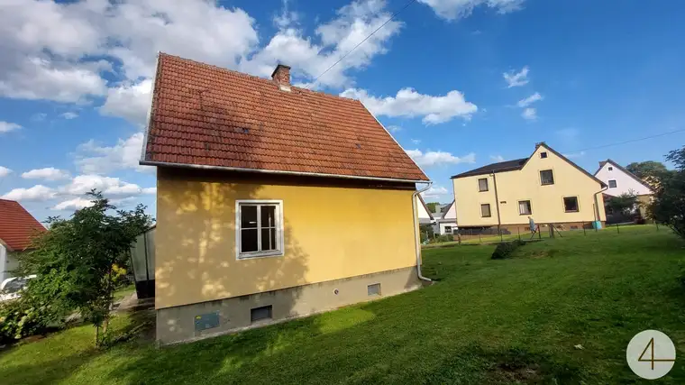 Zwettler Stadthaus in ruhiger Siedlungslage!