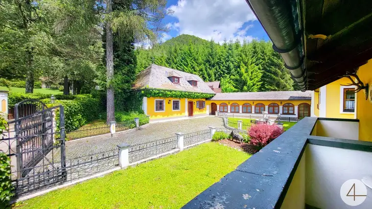 Ein Juwel im Mostviertel - Exklusives Herrenhaus in Toplage mit herrlichem Ausblick! Ybbstalradweg!