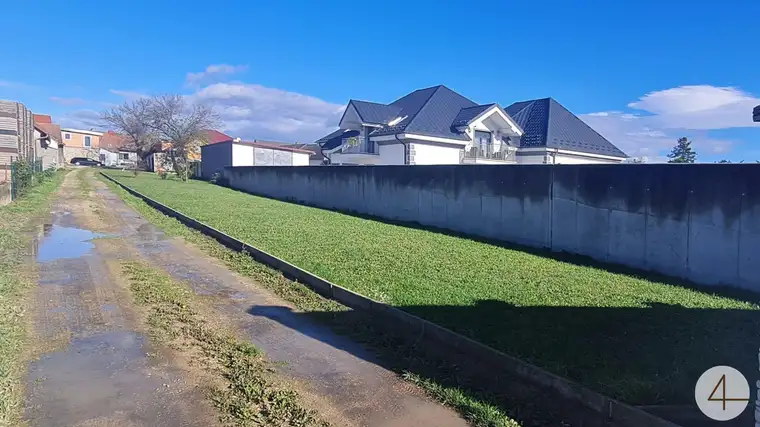 Ländliches Baugrunddstück für Ihr Eigenheim ! Jetzt Preisreduziert !