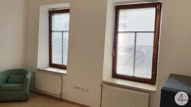 Studentenwohnhaus oder 2 Familienhaus