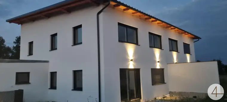 Neues Haus, 5 Zimmer, Garten, Schärdingnähe