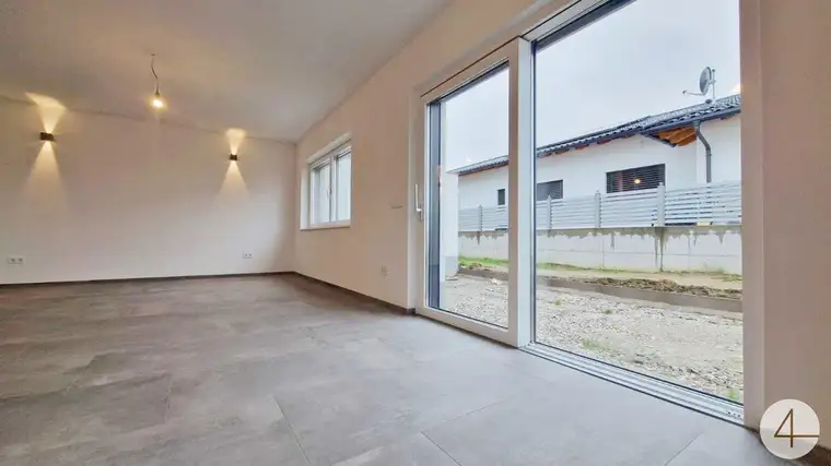 Neues Haus 5 Zimmer Garten