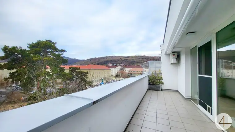 Exklusives Dachgeschossjuwel inkl Heizkostenakonto BK und Ust