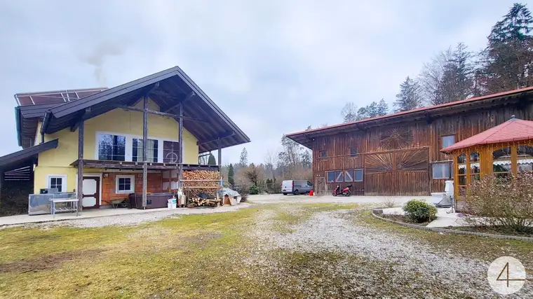 Charmantes Bauernhaus mit 2,8 ha Grund – Idylle pur in ländlicher Lage