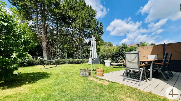 13 Minuten zur U2 - Eckreihenhaus - ruhiger sonniger Garten - Klimaanlage - Carport