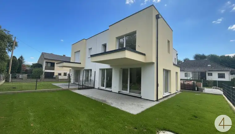 Top-Neubau in Markgrafneusiedl: 5-Zimmer-Ziegelhaus mit Eigengarten, Balkonen 2 Stellplätze – schlüsselfertig!