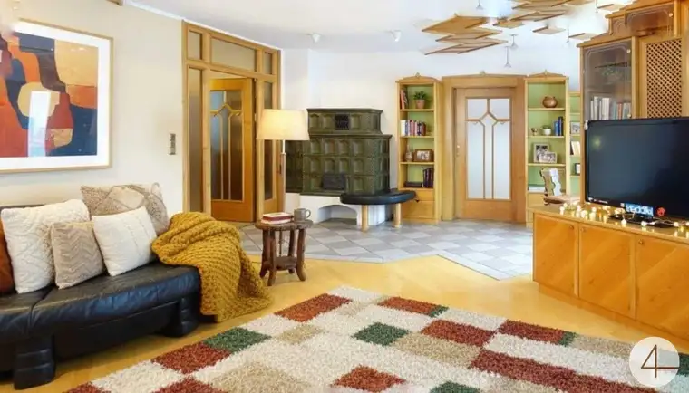 Verkaufe Wohnhaus 350 m2,mit Geschäftsräume, Garage