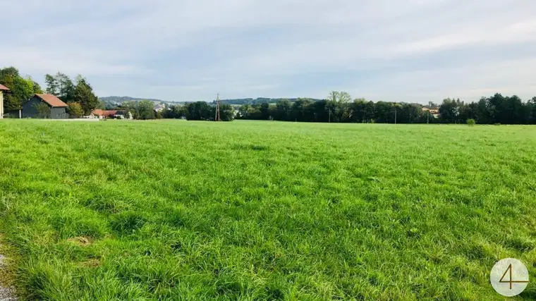 Baugrundstück in sonniger Lage