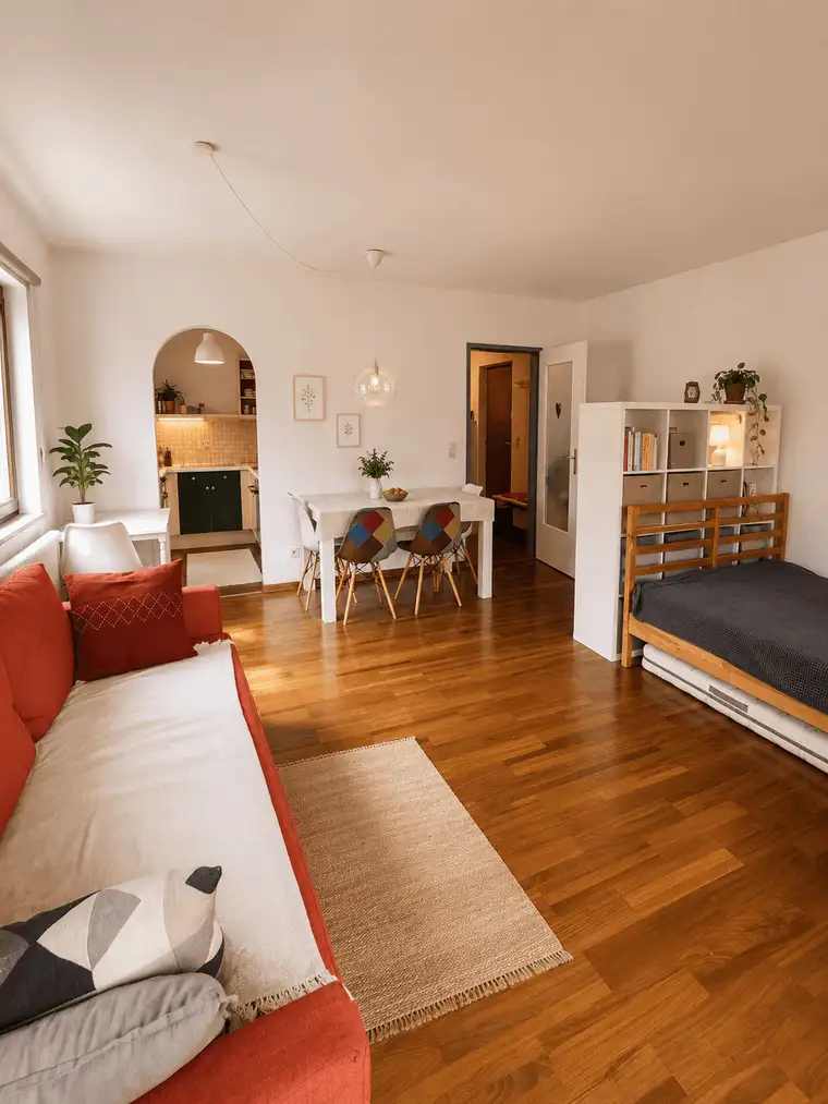 2608-RUHIGE 2-ZIMMERWOHNUNG MIT GARAGE IN INNSBRUCK / KRANEBITTEN 