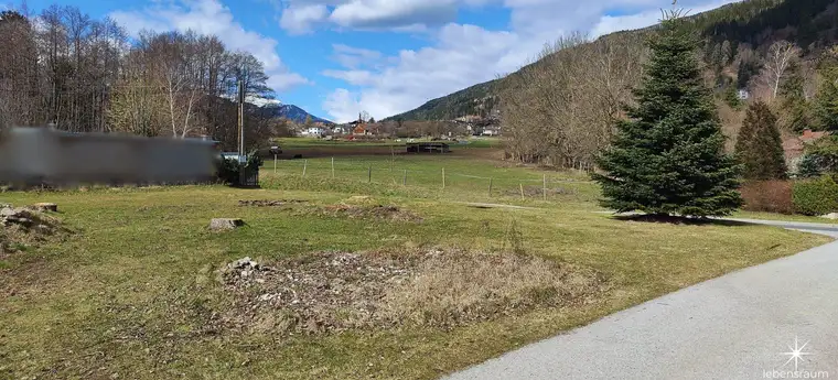 Traumhaftes Baugrundstück nahe dem Millstätter See. Ihr eigenes Zuhause in Kärnten. Keine Bebauungspflicht.