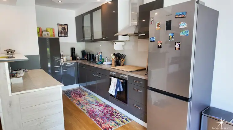 Neuwertige Maisonettewohnung in Villach – 3 Zimmer, Garten, Balkon &amp; Garage.