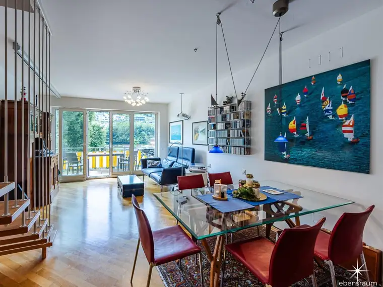 Traumhafte Maisonette-Wohnung direkt am Millstätter See. Privatstrand. Badekabine. Einfach royal.