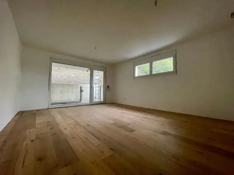 3-Zimmer-Neubau mit zwei Terrassen an der Grenze zu Purkersdorf
